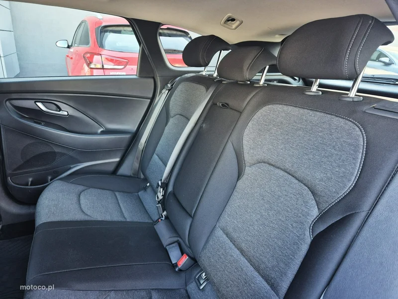 Hyundai i30 16