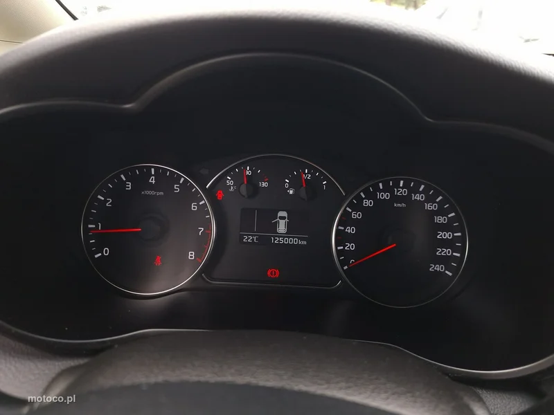 Kia Carens 15