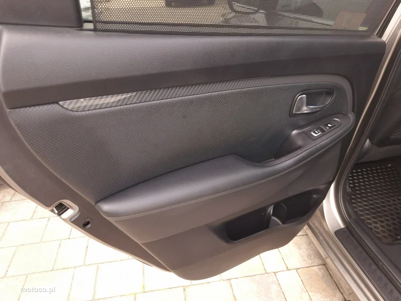 Kia Carens 23