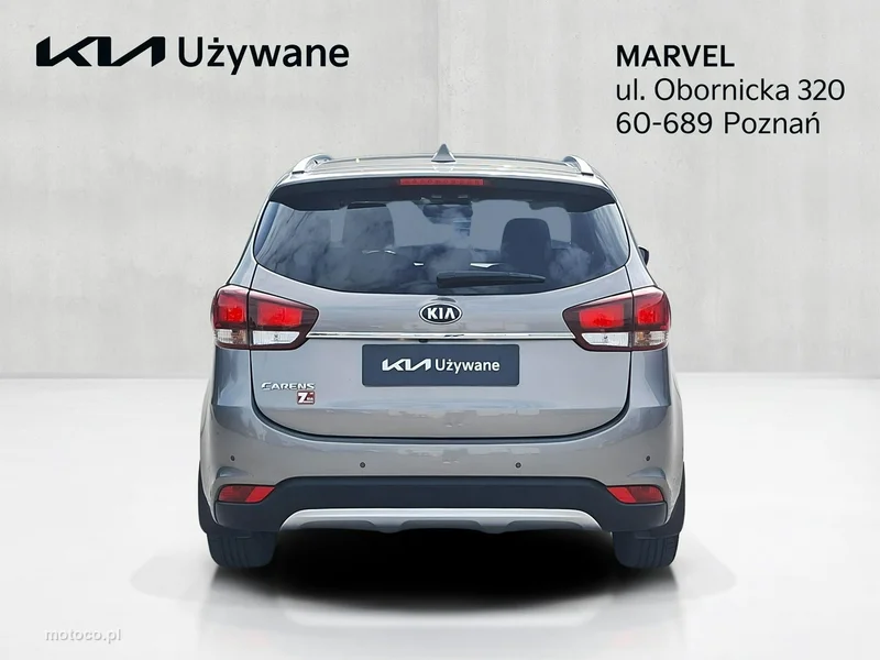 Kia Carens 4