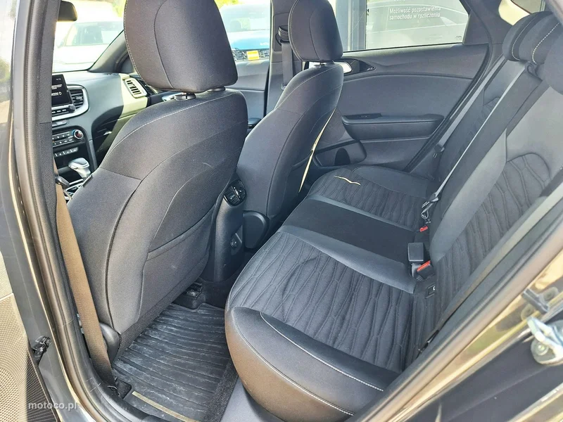 Kia Pro_cee'd 21