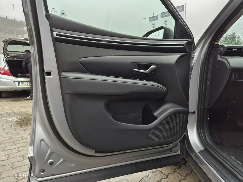 Hyundai TUCSON 10