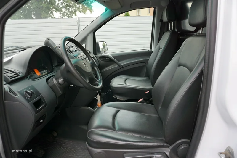 Mercedes-Benz Vito 7