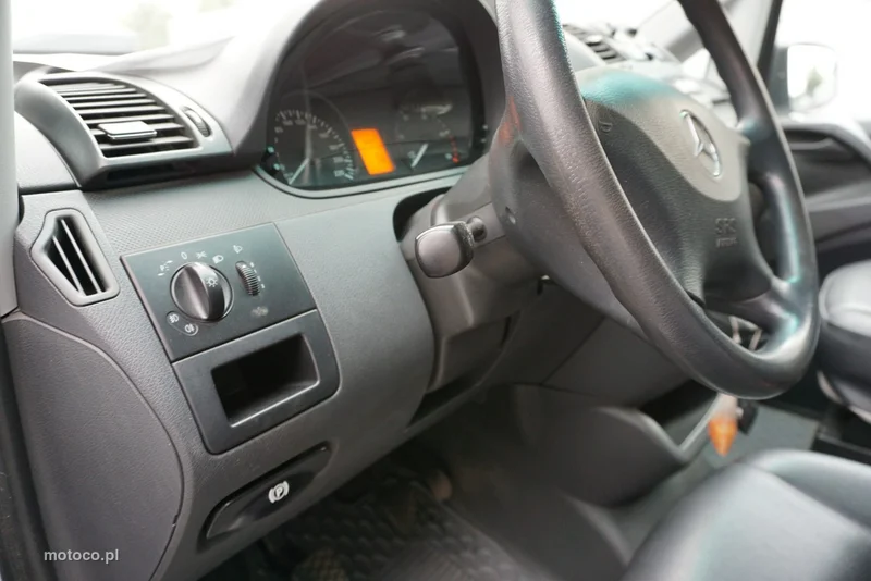 Mercedes-Benz Vito 9