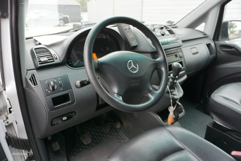 Mercedes-Benz Vito 10