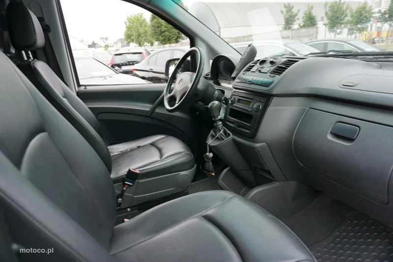 Mercedes-Benz Vito 16