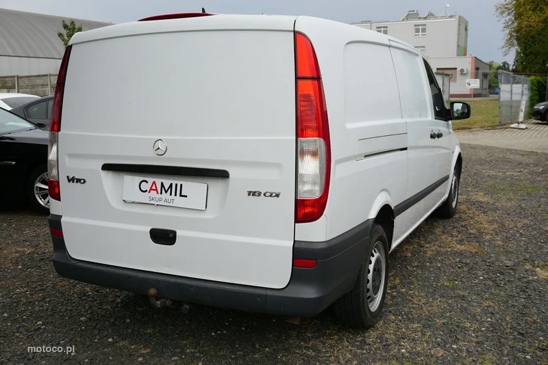 Mercedes-Benz Vito 4