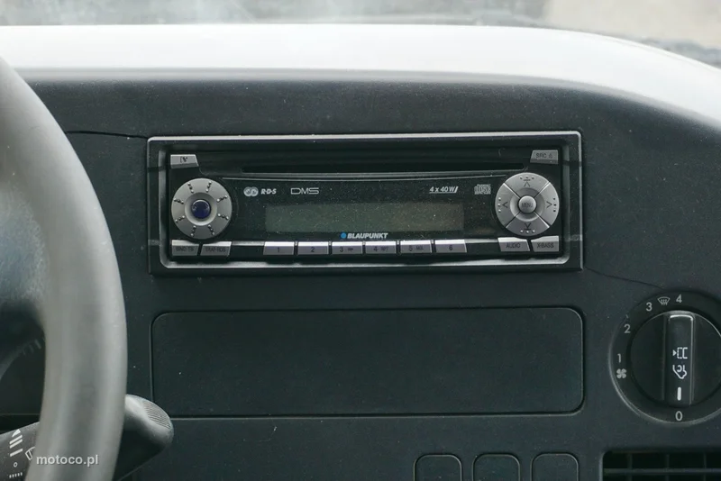 Mercedes-Benz Sprinter 12