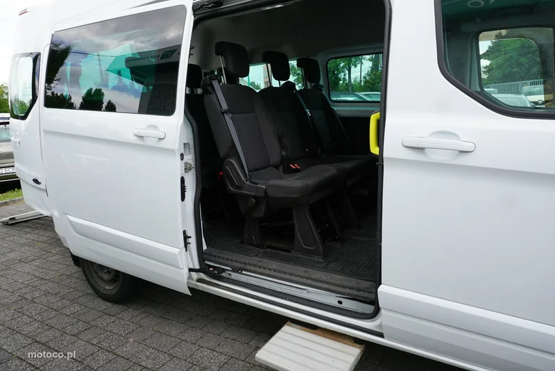 Ford Transit 7
