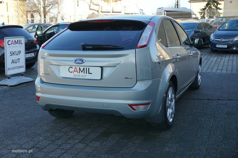 Ford Focus II 5