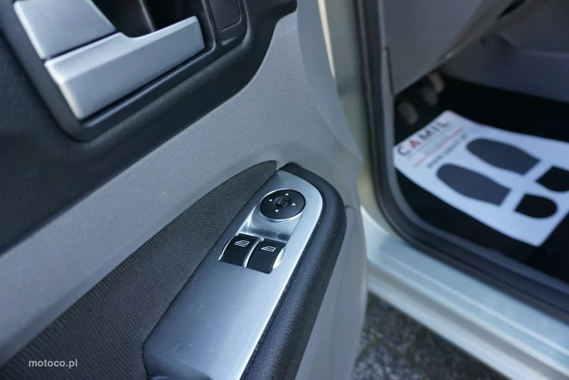 Ford Focus II 9