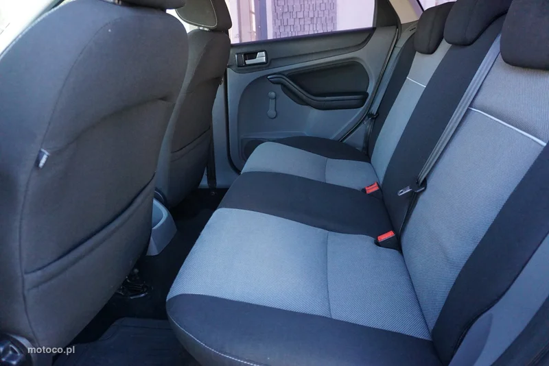Ford Focus II 10