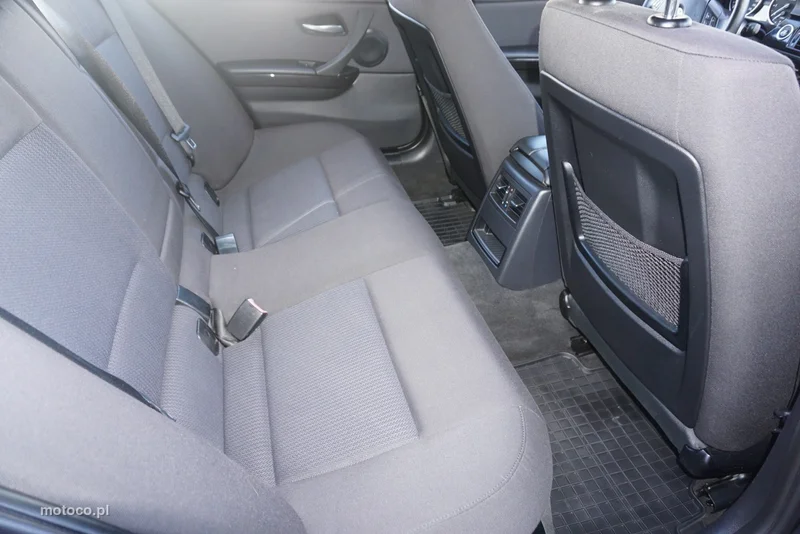 BMW Seria 3 E90 320 22