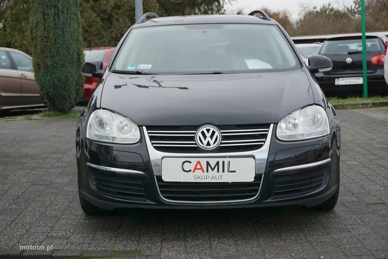 Volkswagen Golf VI 2
