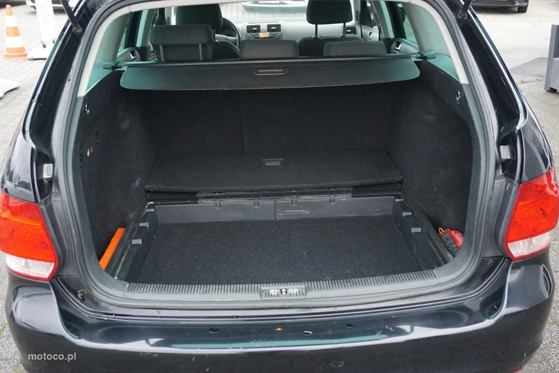 Volkswagen Golf VI 11