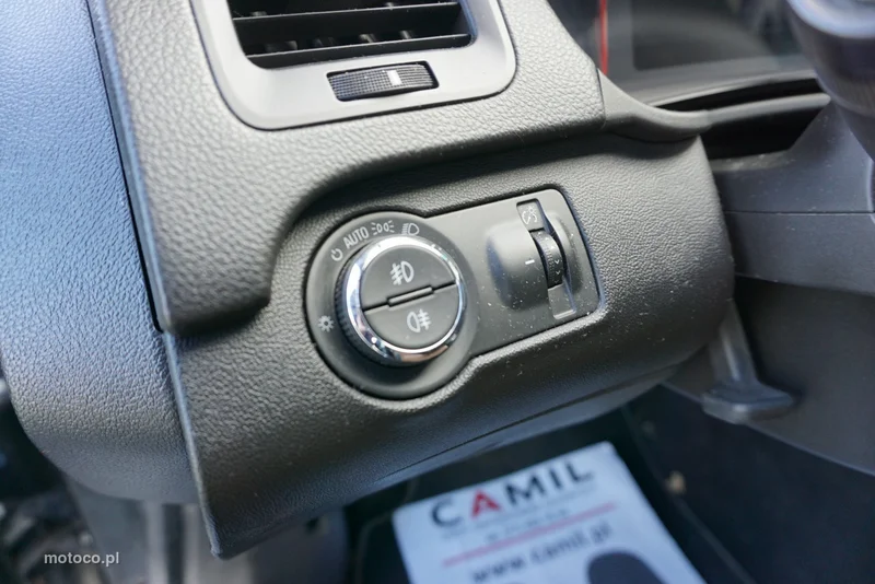 Opel Insignia A 16