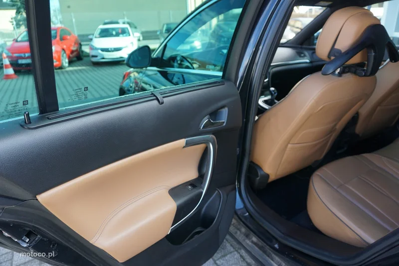 Opel Insignia A 19