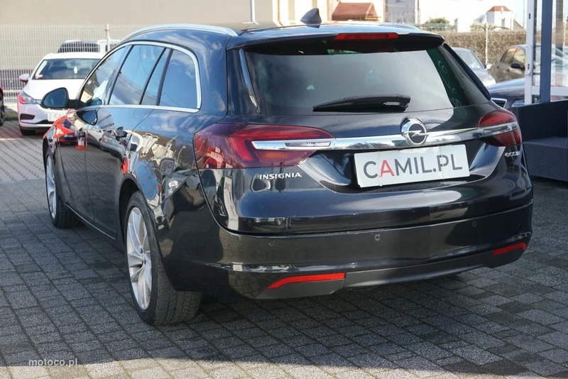 Opel Insignia A 8