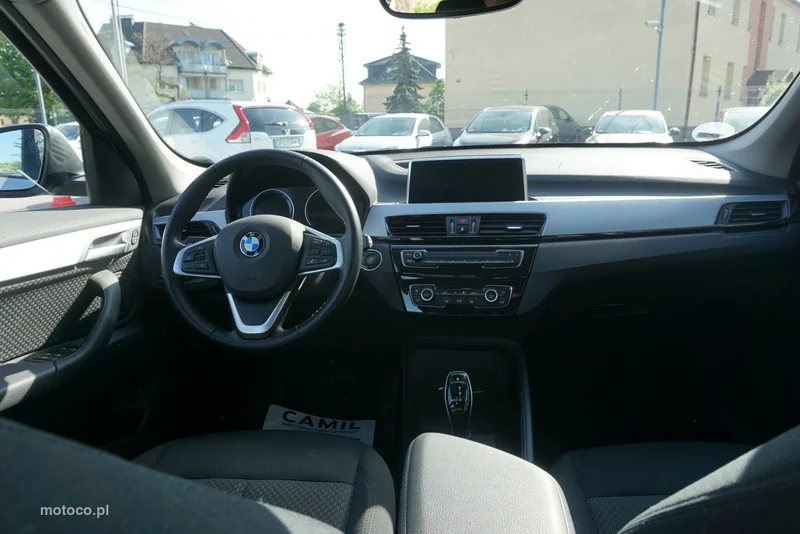 BMW X1 F48 17