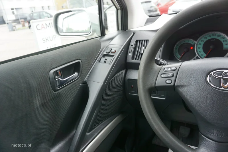 Toyota Corolla Verso 14