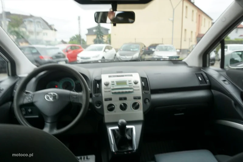 Toyota Corolla Verso 15