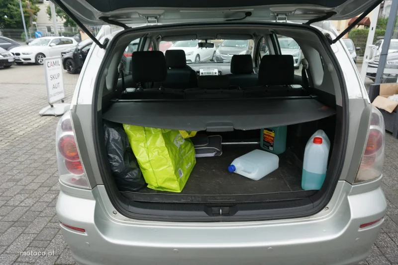 Toyota Corolla Verso 17