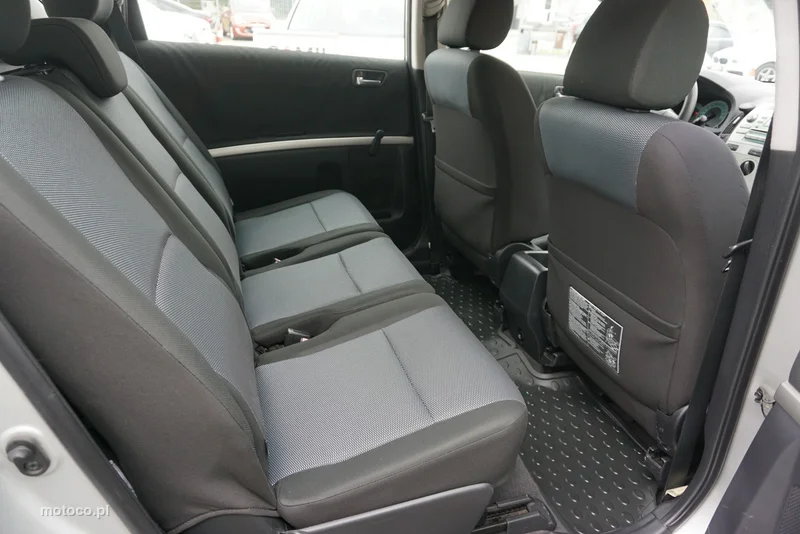 Toyota Corolla Verso 18