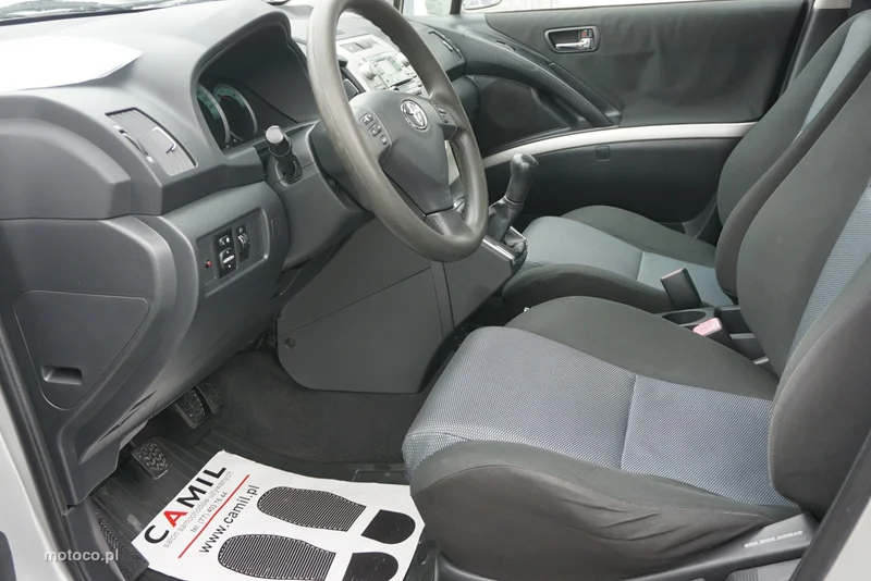 Toyota Corolla Verso 9