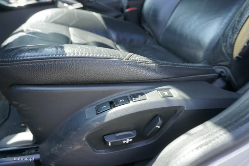 Volvo V50 12
