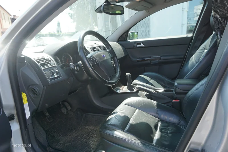 Volvo V50 9