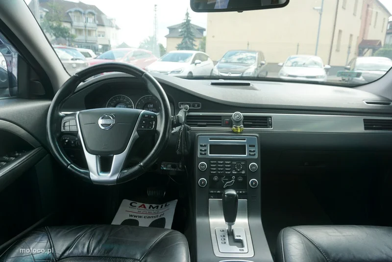 Volvo S80 13