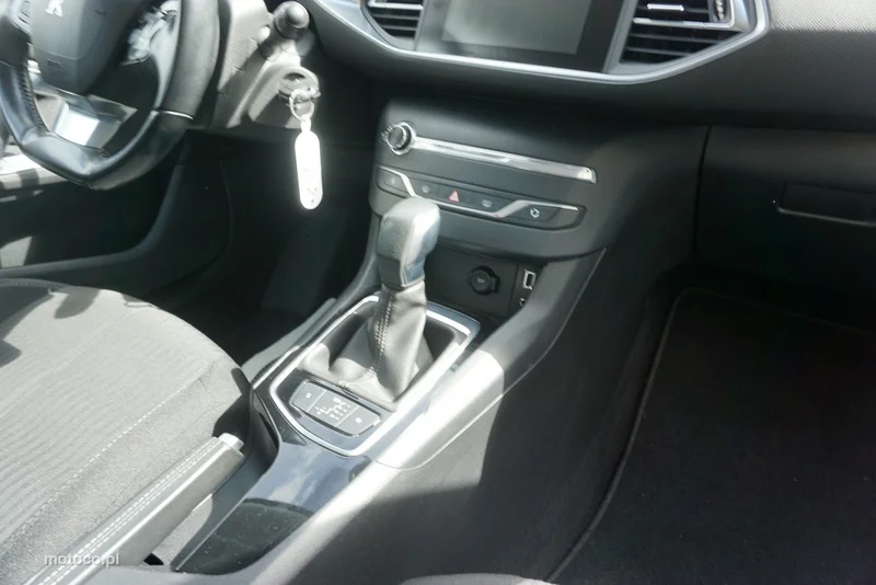 Peugeot 308 16