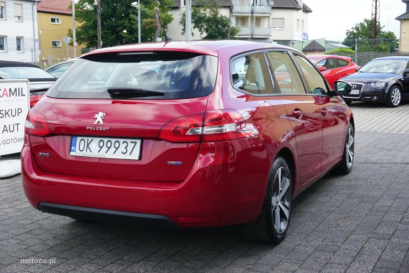Peugeot 308 5