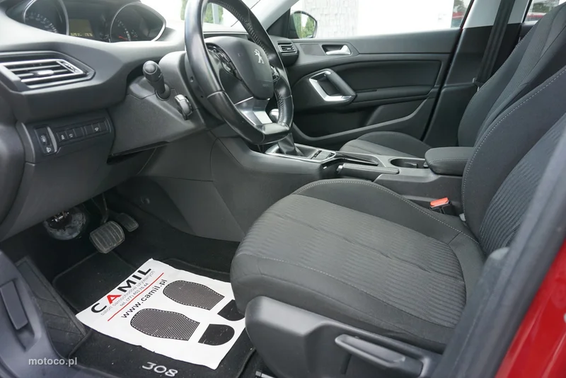 Peugeot 308 8