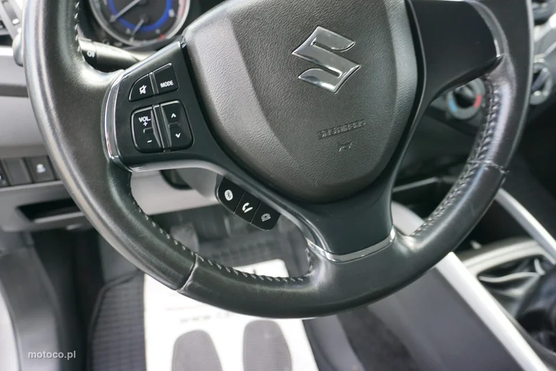 Suzuki Baleno 10