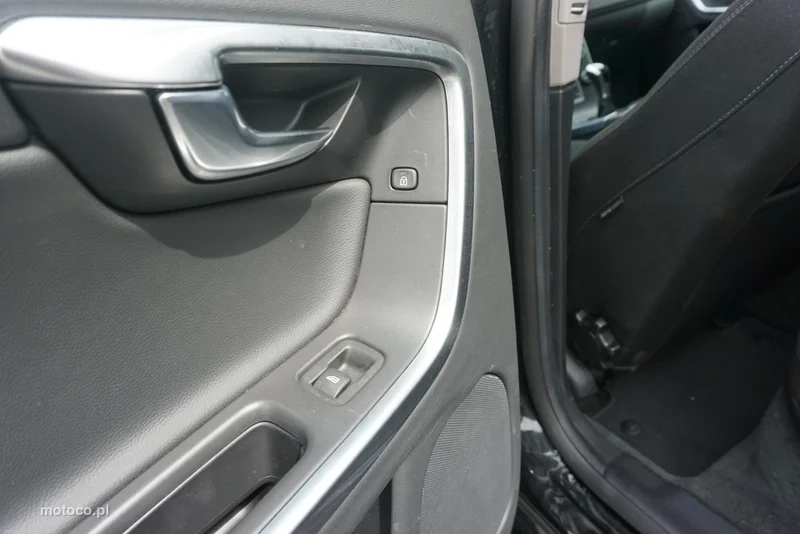 Volvo V60 11