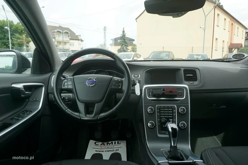 Volvo V60 12