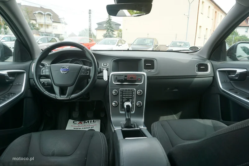 Volvo V60 14