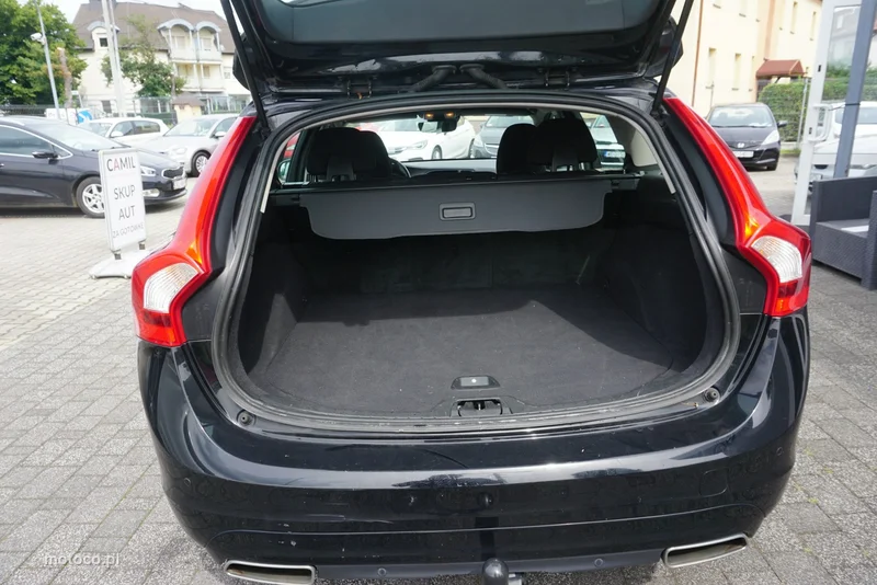 Volvo V60 15