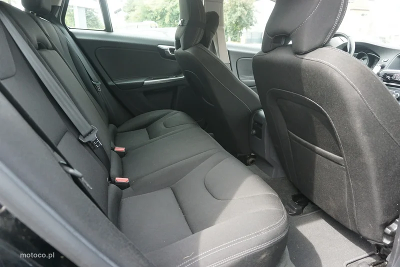 Volvo V60 17