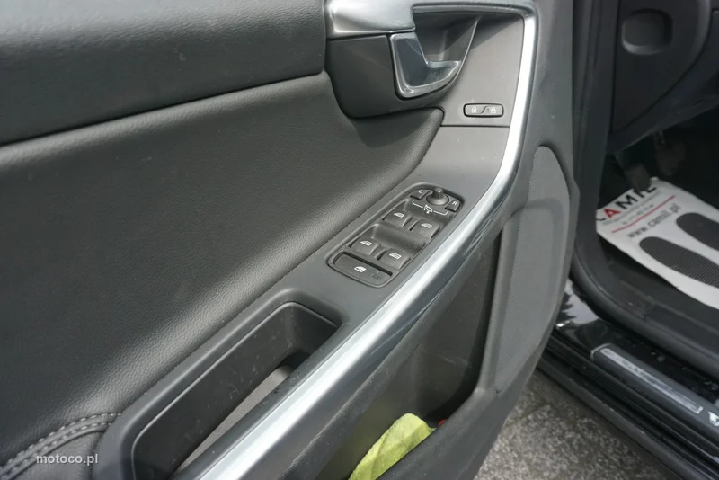 Volvo V60 9