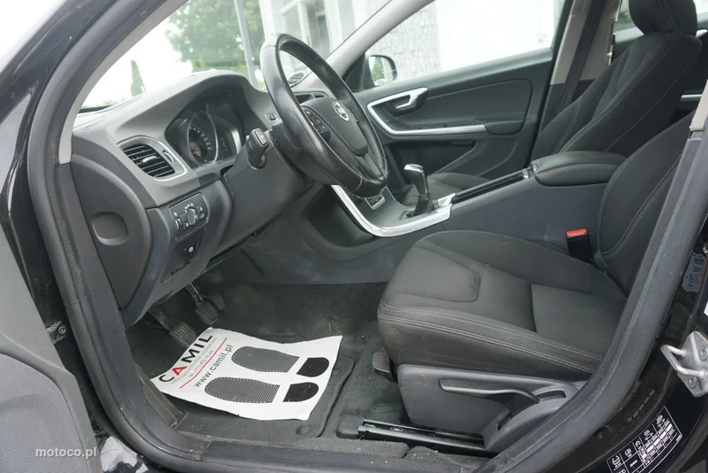Volvo V60 10