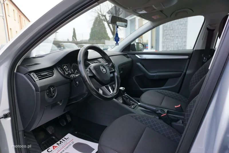 Skoda Octavia III 11
