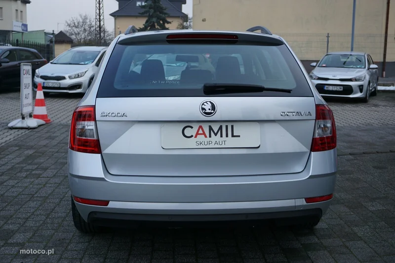Skoda Octavia III 6