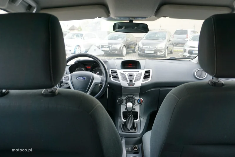 Ford Fiesta VI 10