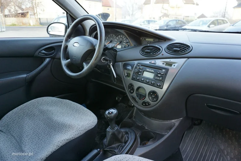 Ford Focus II 13
