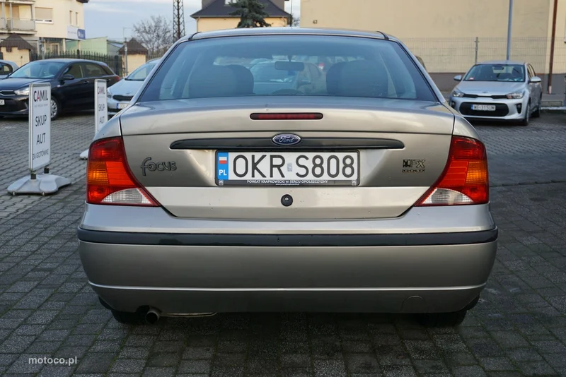 Ford Focus II 6