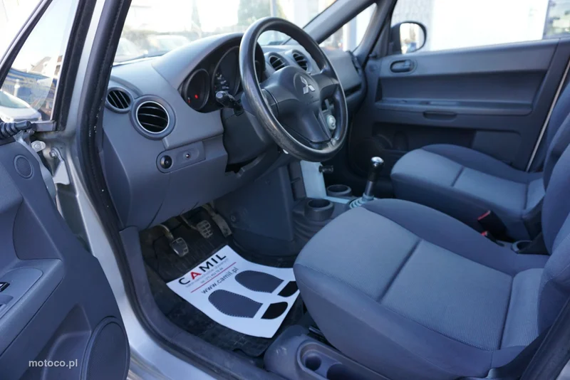 Mitsubishi Colt 8