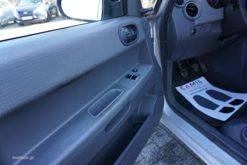 Mitsubishi Colt 9