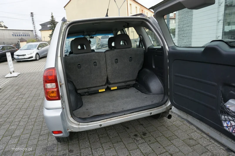 Toyota RAV 4 XA30 12